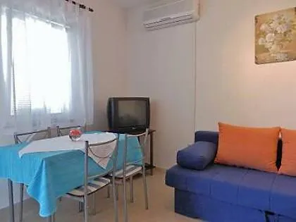 Mila Apartman
